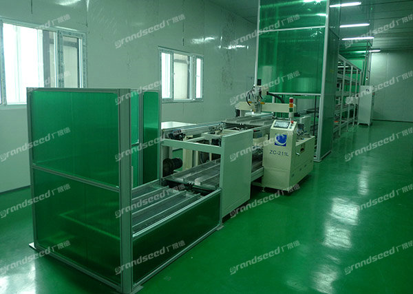 Display glue line